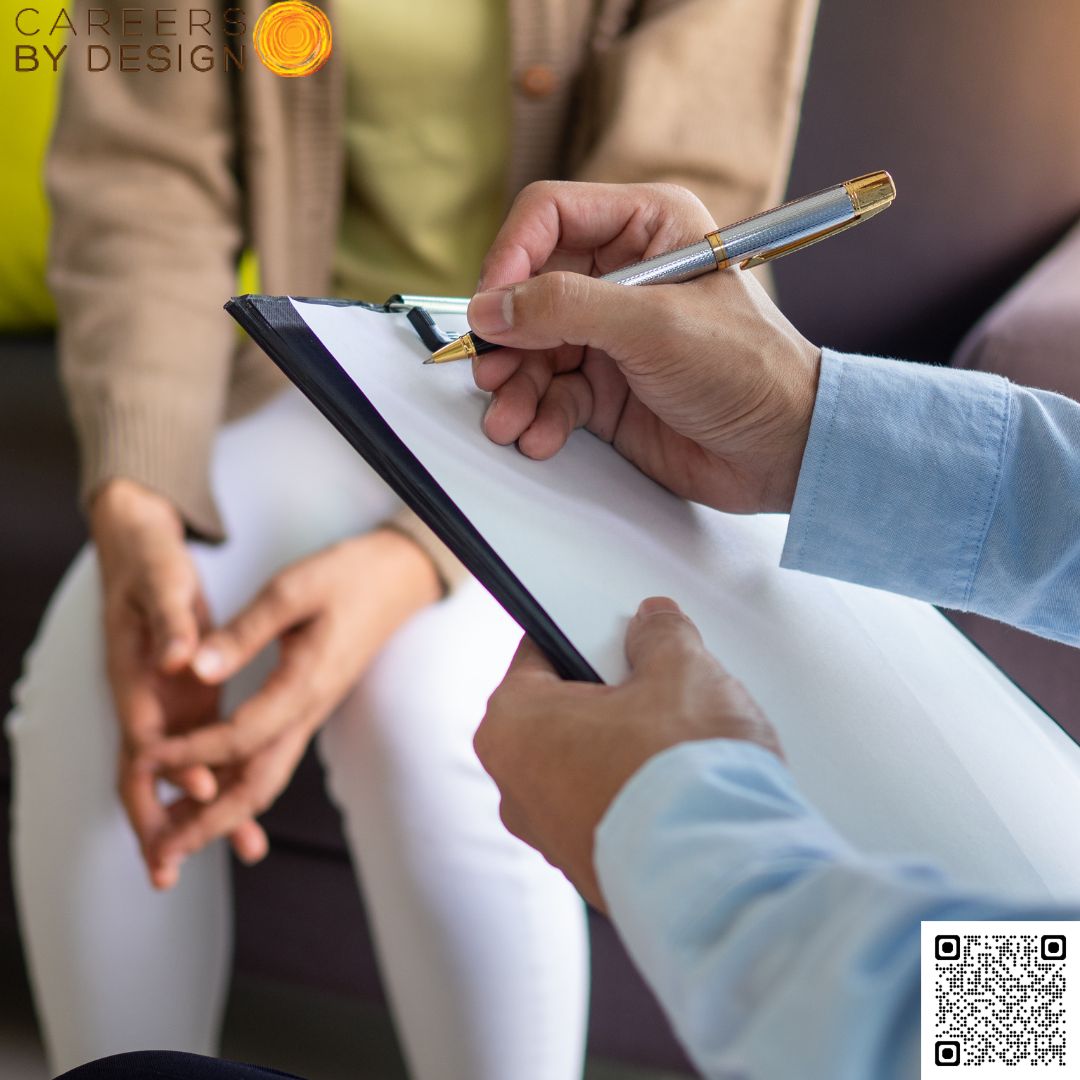 What certifications does Jeanet hold?